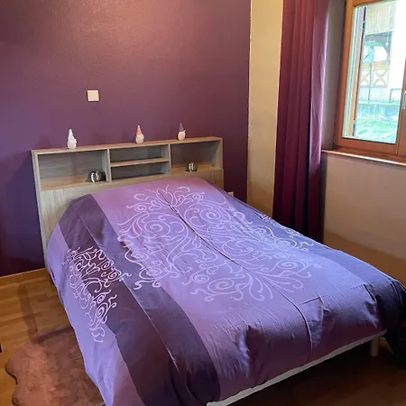 Au Bord D'un Etang Chalet Ueberstrass