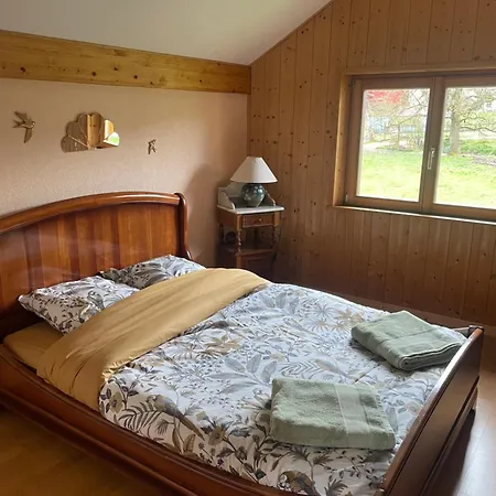 Au Bord D'un Etang Dağ evi Ueberstrass